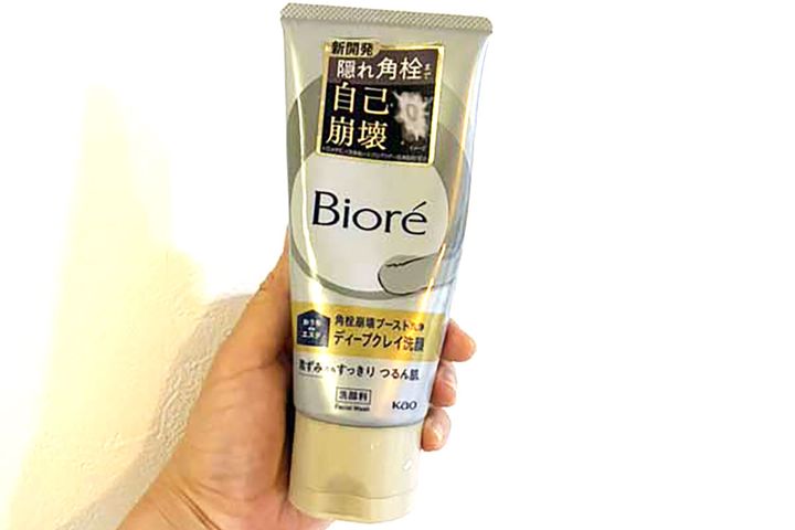 話題の「ビオレ おうちdeエステ ディープクレイ洗顔」