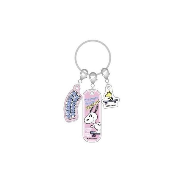 「3連アクリルキーホルダー(ピンク)」(935円)