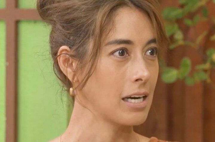 【写真・画像】森泉（43）、夫の耳かきをする8歳長女を公開「父の日に…」 1枚目