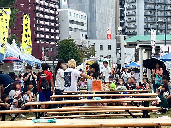 【福岡県北九州市】五感で楽しむ「黒崎オータムフェス」開催！縁日・グルメ・ステージが松並木公園に集結
