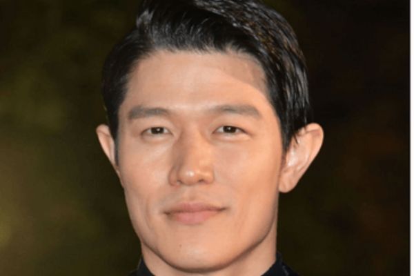 鈴木亮平