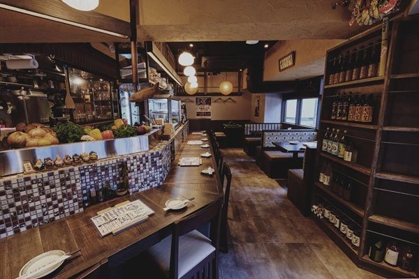 【東京都墨田区】創業50年の老舗居酒屋「ろばた焼 海賊」が事業承継を経てリニューアルオープン