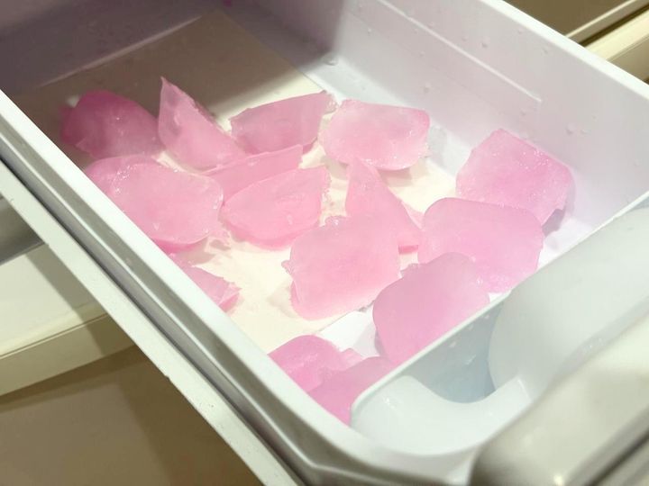 画像1: ピンク色の氷がでてきた！