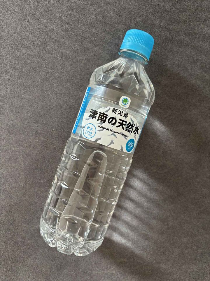 画像: 【ファミマ】新潟県 津南の天然水