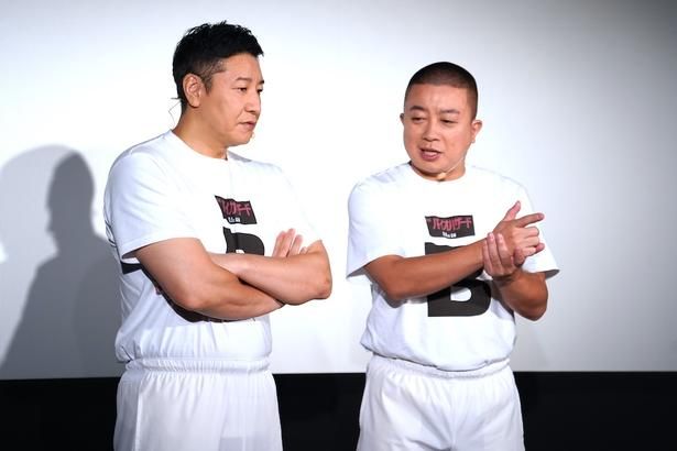 松尾は「銃とか出てくるんでしょ？」と初心者っぽさあふれる質問で長田を笑わせる