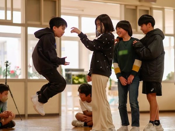 【長野県】「アートの手法を活用した学び」推進事業で「表現コミュニケーション」実施校が決定