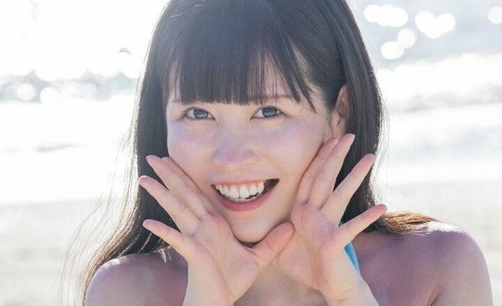 【写真・画像】「親同伴恋リア」26歳グラドル、美魔女すぎる母親を紹介「似てる！」「綺麗！！」絶賛の声 1枚目