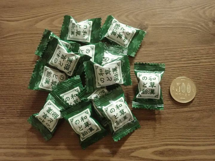 ダイソー：加藤製菓 和草漢のど飴 54g