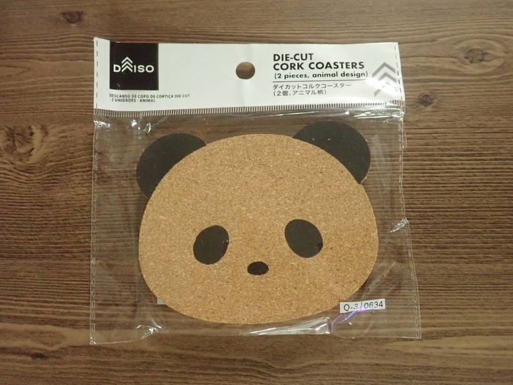 ダイソー：アニマルコルク鍋敷き