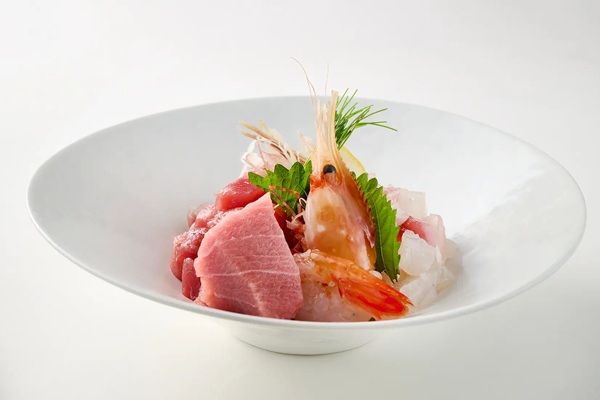 東銀座に海鮮めし専門店「まぐろと魚 海鮮めし なかまた」オープン！新鮮な高級魚を手軽に堪能