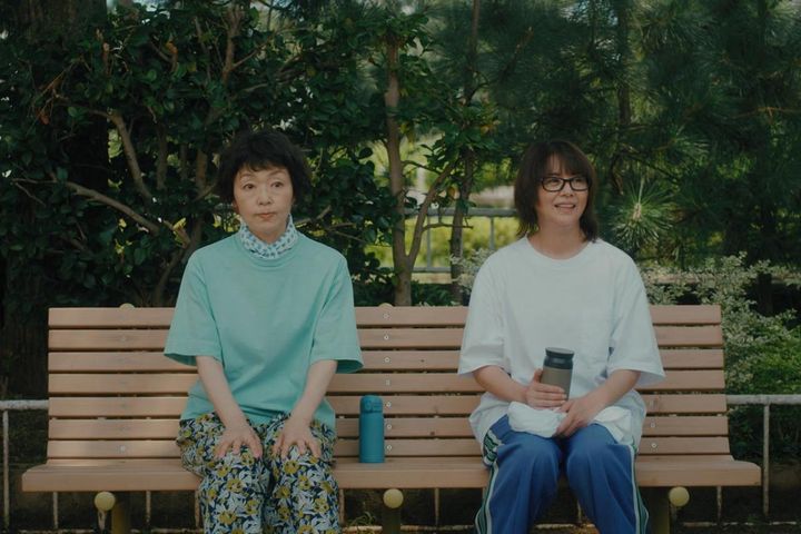小泉今日子×小林聡美『団地のふたり』が刺さる理由。どんな日も楽しみを見つける50代の二人【第6話】