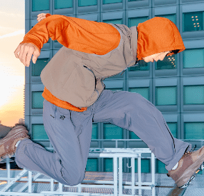 「座る・歩く・屈む」が劇的にラクになるパンツ！野球選手の動作解析から生まれたデサント オルテラインの新作3本