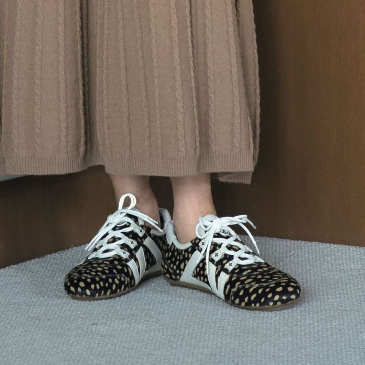 ルイヴィトンのLVスニーカリーナ