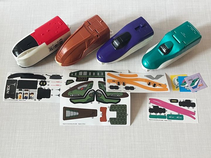 ハッピーセット「プラレール」
