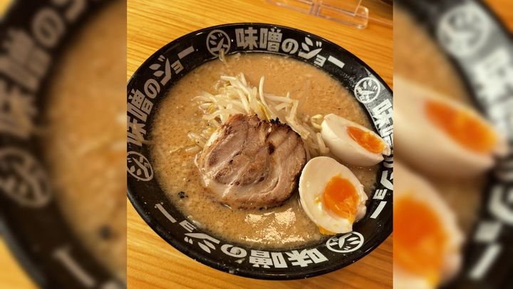 濃いめスープと炒め野菜が相性抜群！ 女性も入りやすい濃厚味噌