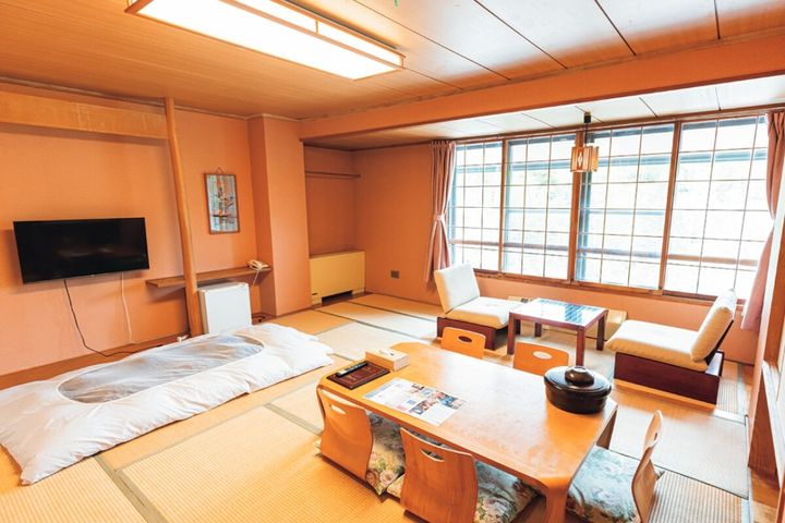 ライダーオーナーと隠れた快走路を語らう！志賀高原「幸の湯」｜宿カタログ