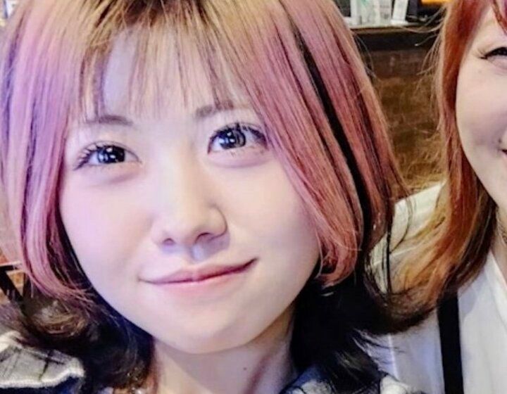 【写真・画像】「親同伴恋リア」22歳水着美女、母親が顔出し登場「わかっ！」驚きの声 1枚目