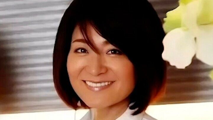 【写真・画像】「みんながやっている美容施術はやった」 “奇跡の61歳”女性の姿に衝撃「年齢に違和感ある」「かわいい！」 1枚目