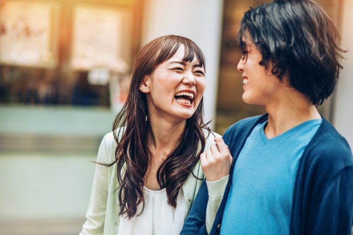 好きな人を落とす方法17選｜行動・心理テクニックとNG行動