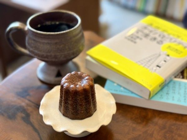 mikuri book cafe