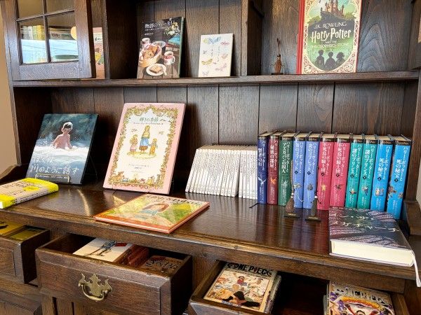 mikuri book cafe