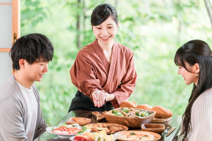GLAM読者210人が思い描く「理想の休日」とは？お金をかけたいものや体験してみたいことも調査！