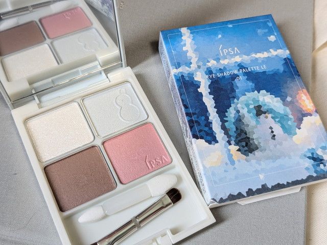 イプサ アイシャドウパレット LE 01 Snow Dayを開けた4色のカラー