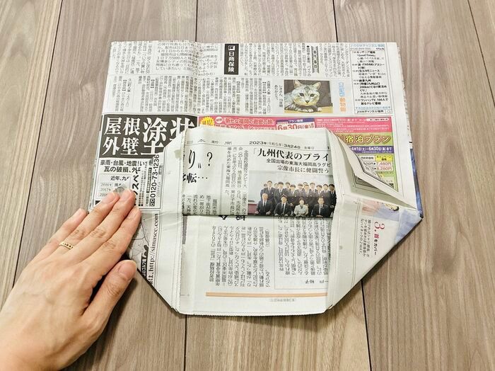 【新聞紙活用】パタパタ折るだけで大変身！捨てる前に試したい「おしゃれミニバッグ」が実用的でかわいすぎ♡