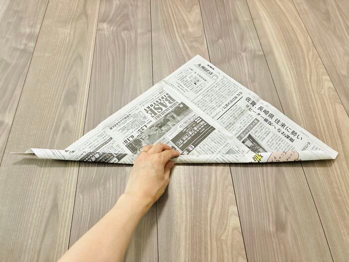 【新聞紙活用】パタパタ折るだけで大変身！捨てる前に試したい「おしゃれミニバッグ」が実用的でかわいすぎ♡