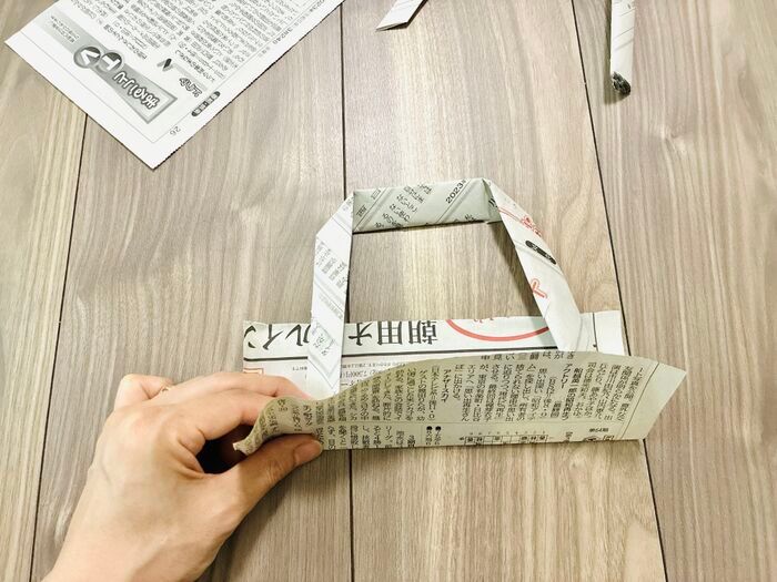 【新聞紙活用】パタパタ折るだけで大変身！捨てる前に試したい「おしゃれミニバッグ」が実用的でかわいすぎ♡