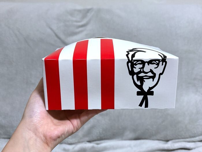 【ケンタッキー】ぎゅうぎゅうに詰まってた♪『カーネル生誕祭パック』を駆け込みでゲット！まもなく終了ですよ～～！！