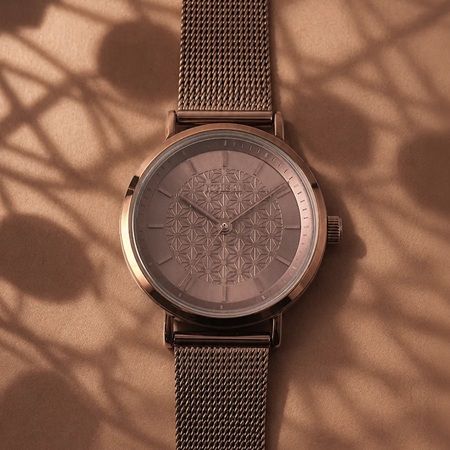 日本の色彩×伝統文様で時間を彩る腕時計ブランド「ICHISAI」が登場