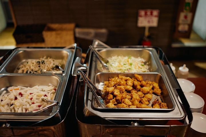 おかわり自由のランチ