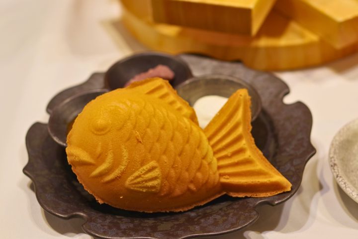 そのまま食べられるほど絶品！玄米粉のスコーンたい焼き