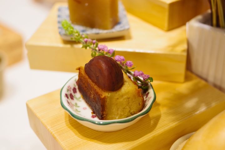 しっとり濃厚！酒粕チーズケーキ渋皮煮添え