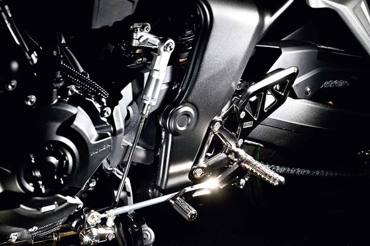 HONDA CB1000F Build by AELLA