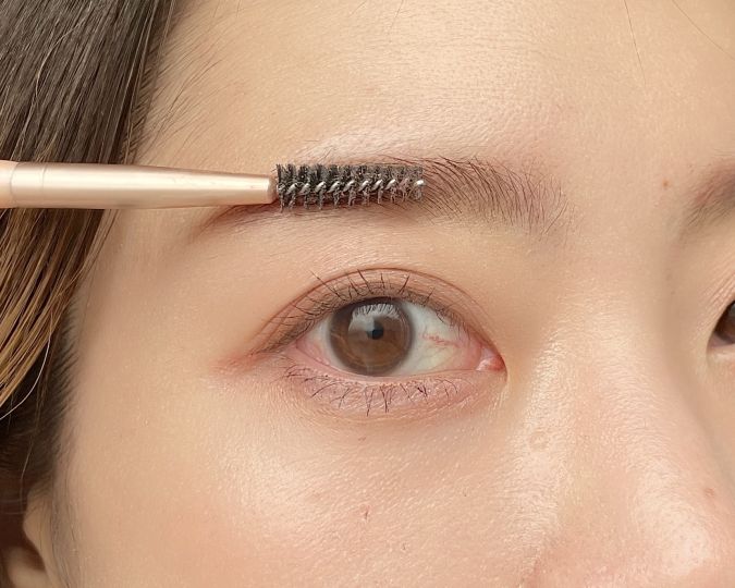 ブラシで仕上げる