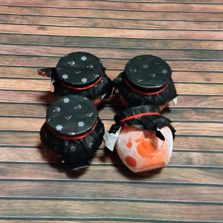 冷え冷えなので、霜がついてる