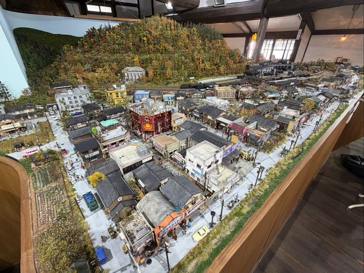一面に広がる1/80の昭和風景