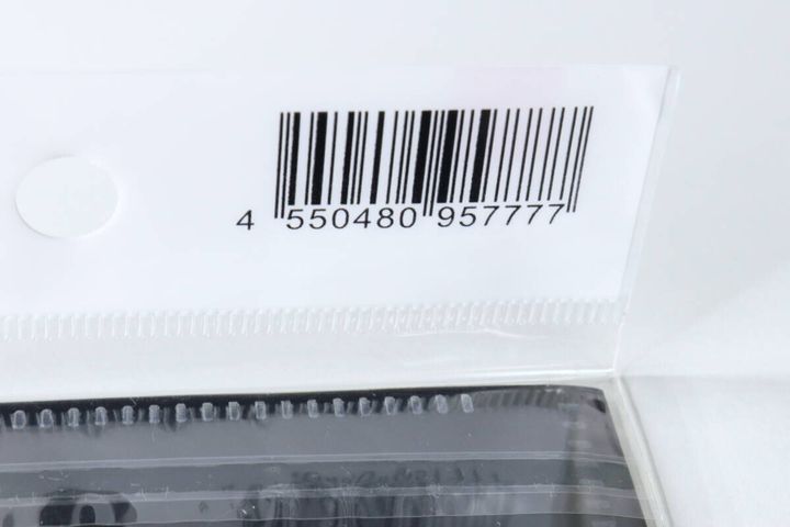ダイソーチケットファイルのパッケージに印刷されたバーコード