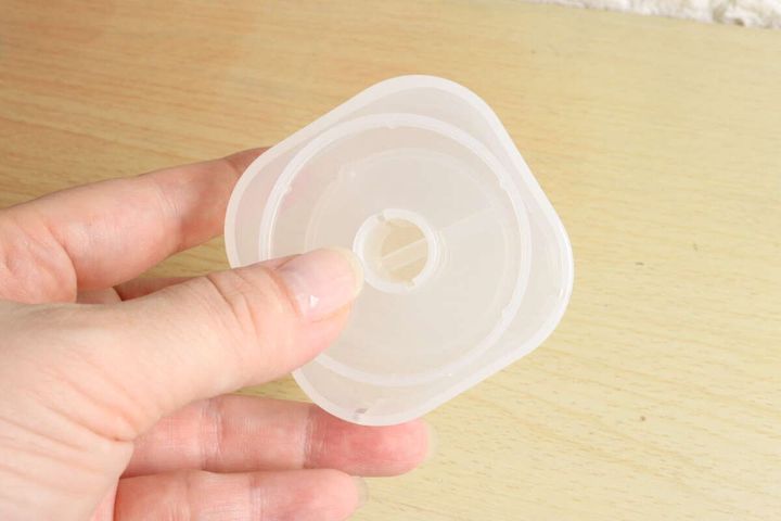 リボンホルダーのフタを外した状態を上から見た様子
