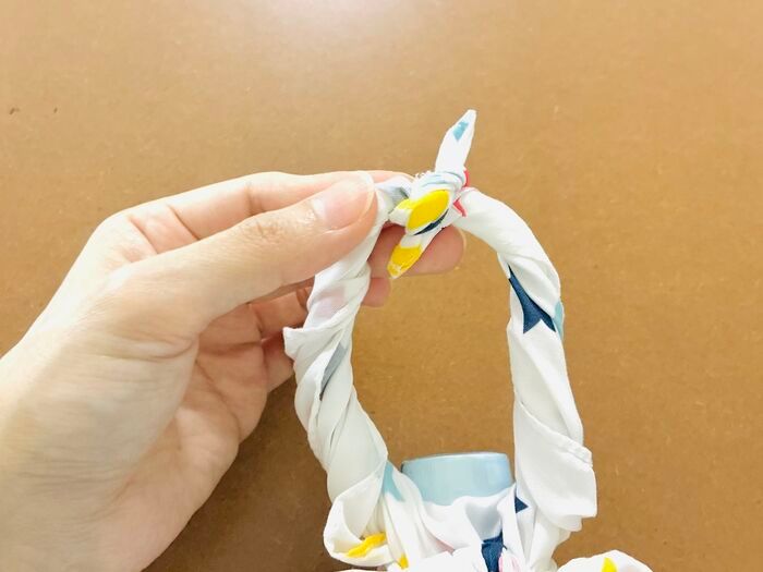 【ランチクロスのじゃない方の使い方】結んでねじるだけ！縫わずに作れる“お出かけ便利グッズ”が想像以上♡
