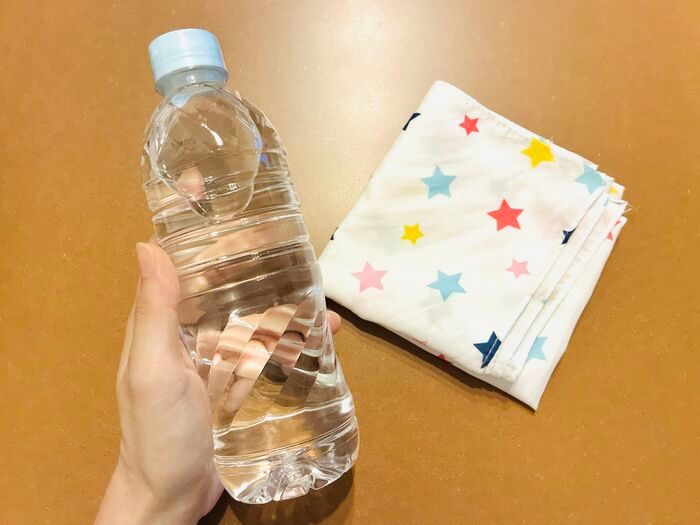 【ランチクロスのじゃない方の使い方】結んでねじるだけ！縫わずに作れる“お出かけ便利グッズ”が想像以上♡