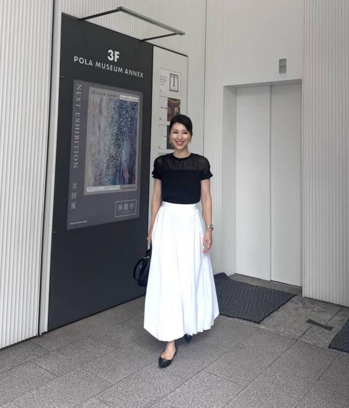 Tops ... CYCLAS、Skirt ... ESTNATION、Shoes … Giuseppe Zanotti、Bag …CELINE