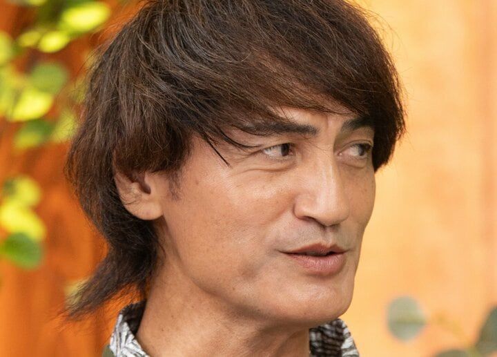 【写真・画像】本並健治（62）「サッカー選手にはさせたくない」3歳の娘の将来への本音「家にサッカーボールもない」 1枚目