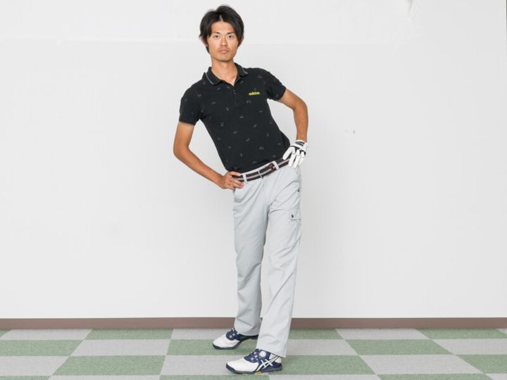 クラブと腕の動かし方に合わせた体幹と下半身の使い方
