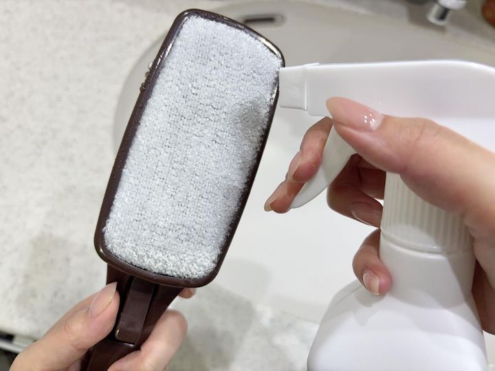 画像2: じゃない使い方② 壁の汚れ取り