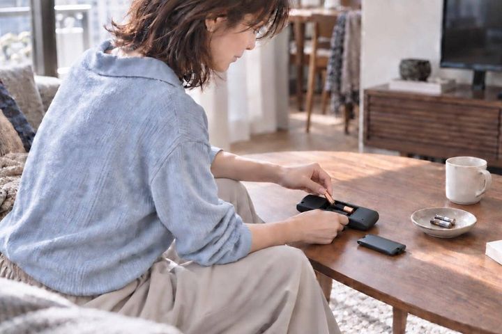 リモコンの電池、切れた１本だけ替えてない？交換するときは“全部まとめて”が基本