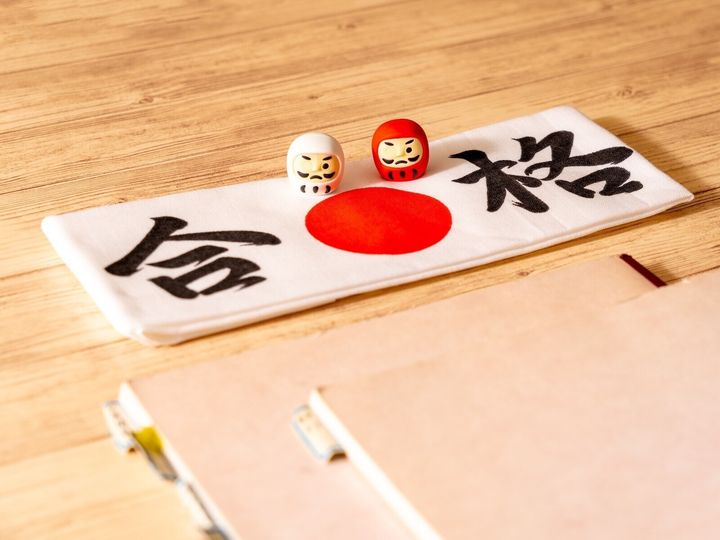 人の幸せを素直に喜べないママ友から嫉妬され、根も葉もないうわさまで流された44歳女性。ところが、中学受験したママ友の子が名門校に合格すると、今度は自分が妬む側になってしまう。そこで彼女が気付いたこととは――。※画像：PIXTA