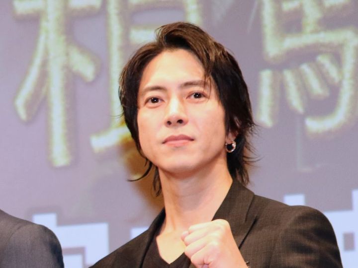 『俺たちの箱根駅伝』第1話完成試写会に登壇した山下智久 クランクイン！ width=